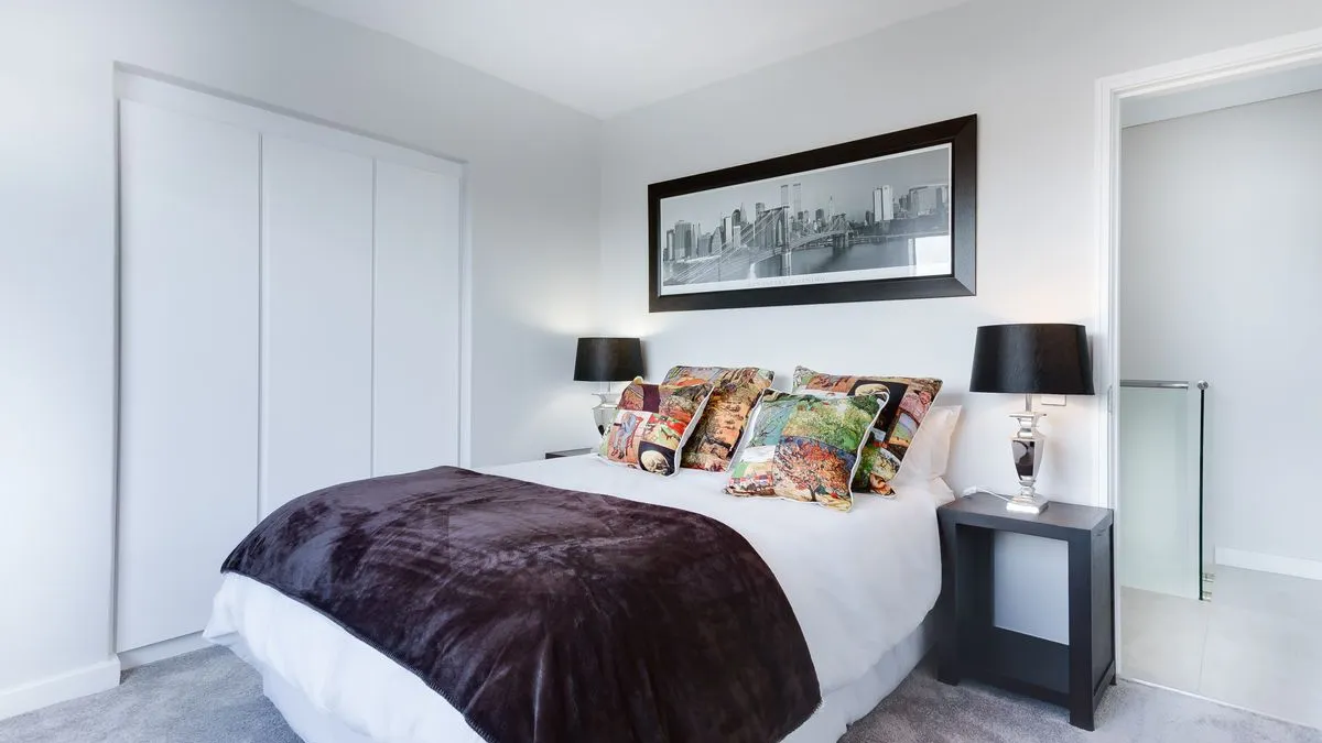 Dubai bedroom with a built-in wardrobe and double bed ready for old bed and wardrobe removal